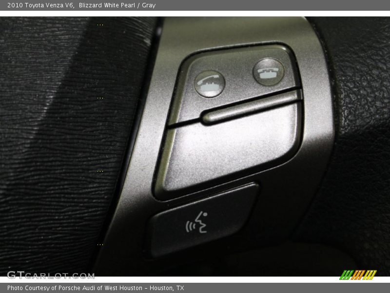 Blizzard White Pearl / Gray 2010 Toyota Venza V6