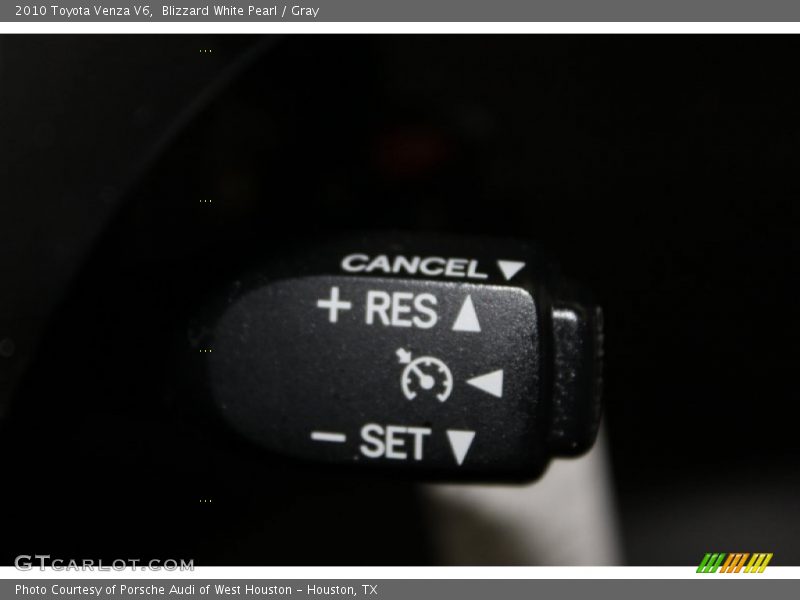 Blizzard White Pearl / Gray 2010 Toyota Venza V6