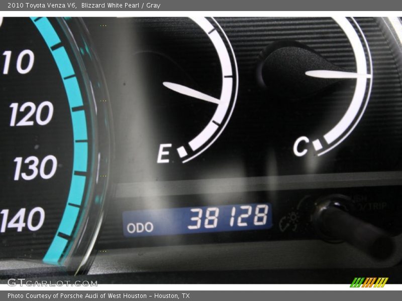 Blizzard White Pearl / Gray 2010 Toyota Venza V6