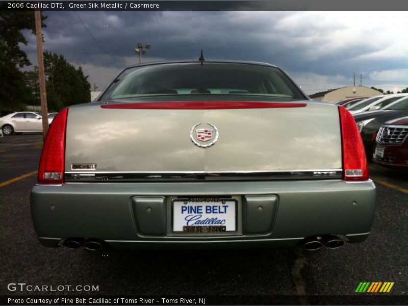 Green Silk Metallic / Cashmere 2006 Cadillac DTS