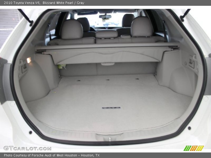 Blizzard White Pearl / Gray 2010 Toyota Venza V6