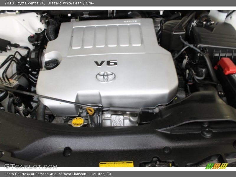 Blizzard White Pearl / Gray 2010 Toyota Venza V6