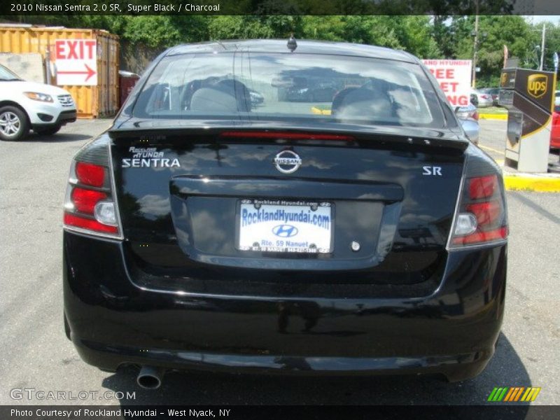 Super Black / Charcoal 2010 Nissan Sentra 2.0 SR