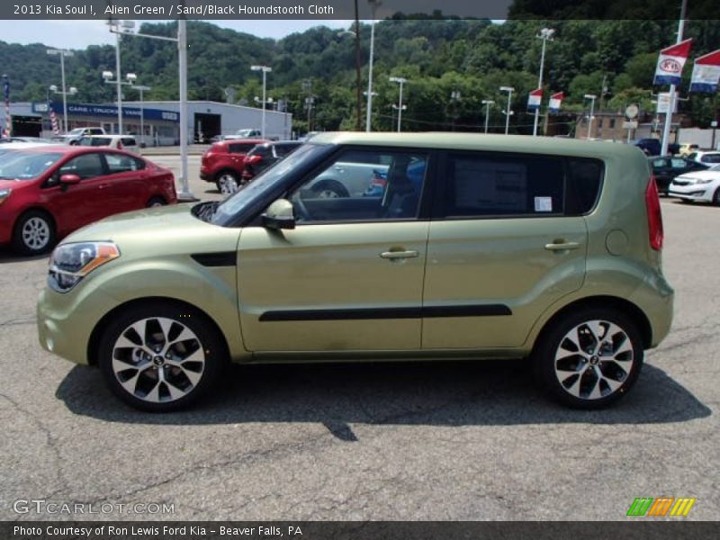 Alien Green / Sand/Black Houndstooth Cloth 2013 Kia Soul !