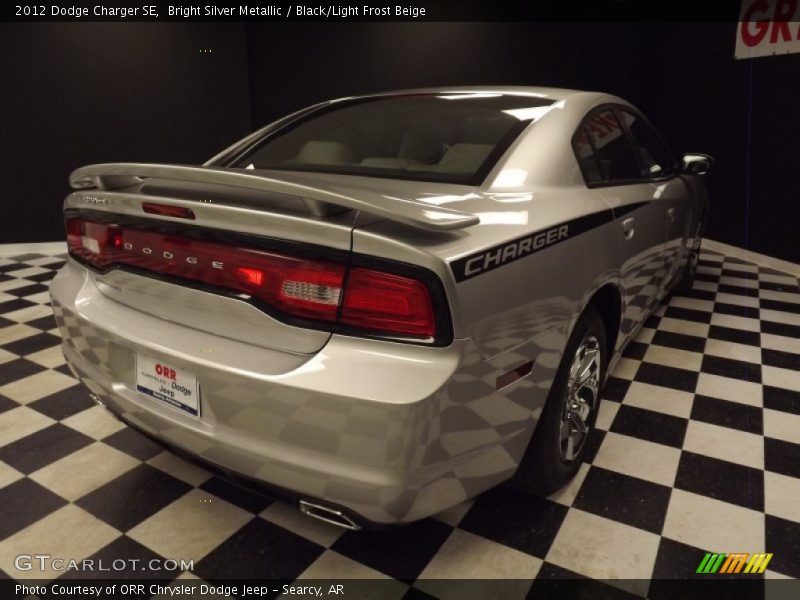 Bright Silver Metallic / Black/Light Frost Beige 2012 Dodge Charger SE