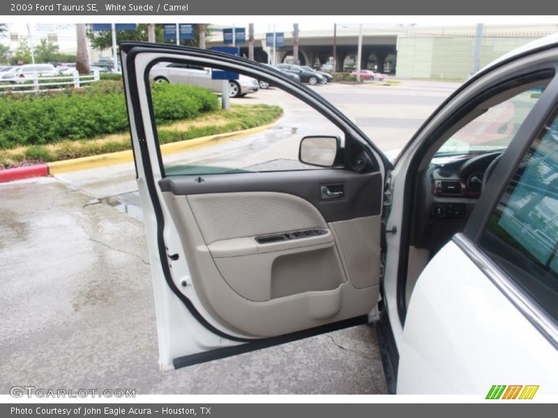 White Suede / Camel 2009 Ford Taurus SE