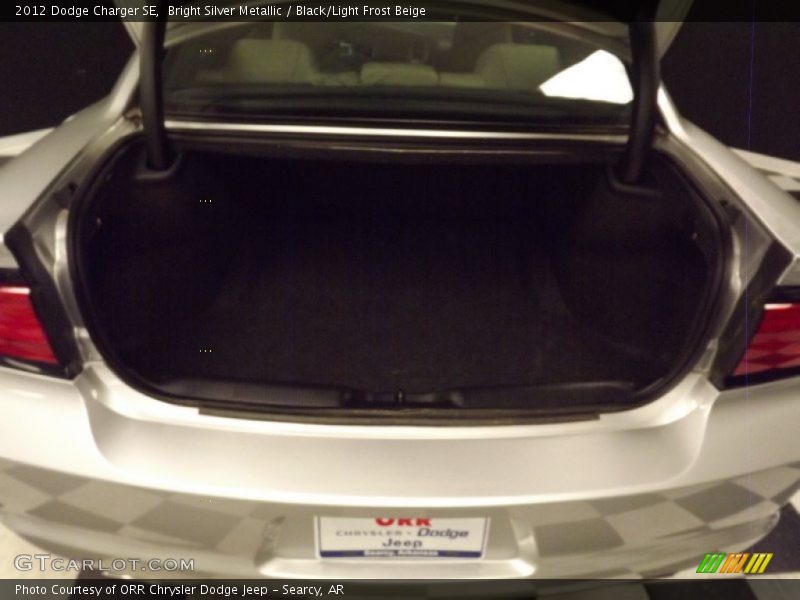 Bright Silver Metallic / Black/Light Frost Beige 2012 Dodge Charger SE