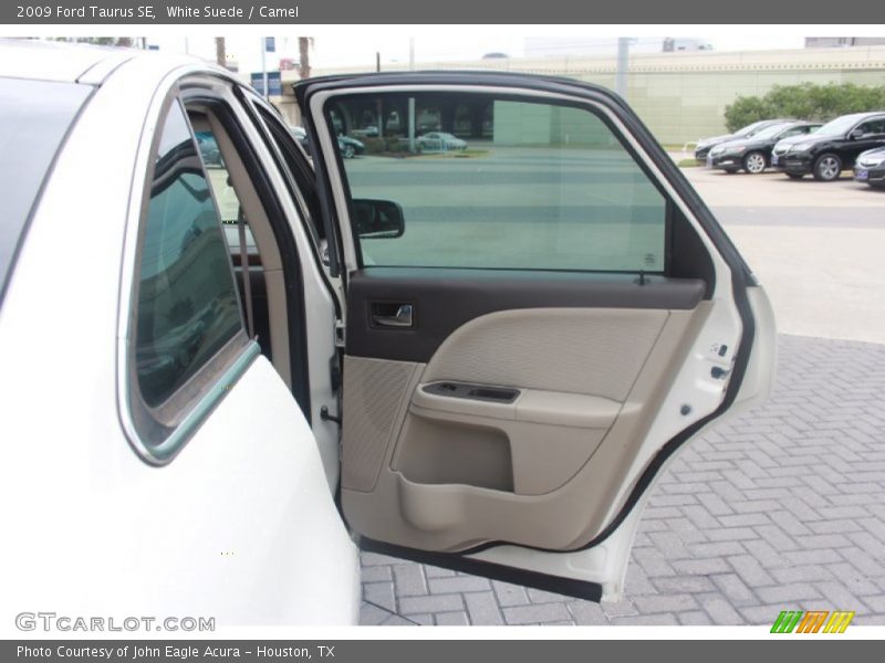 White Suede / Camel 2009 Ford Taurus SE