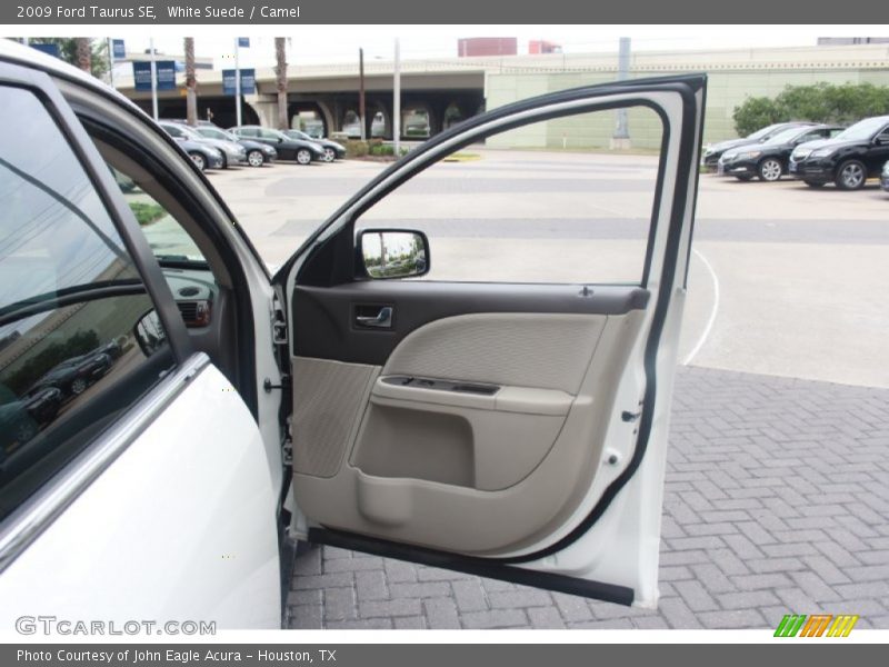 White Suede / Camel 2009 Ford Taurus SE