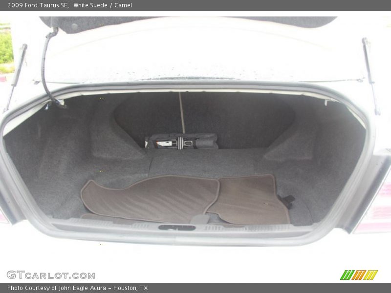 White Suede / Camel 2009 Ford Taurus SE