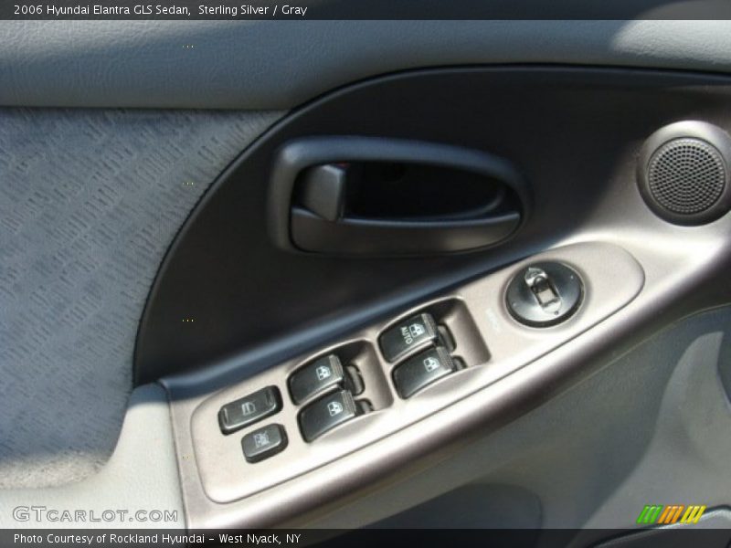 Sterling Silver / Gray 2006 Hyundai Elantra GLS Sedan