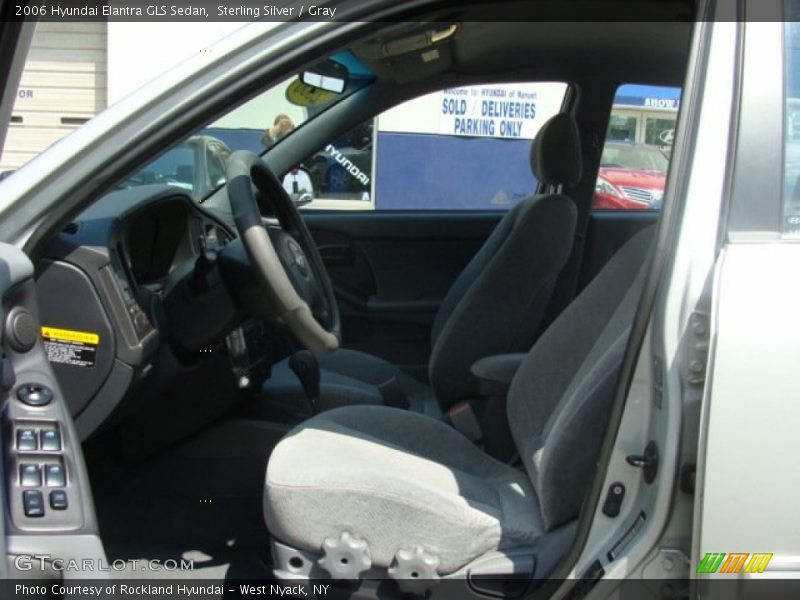 Sterling Silver / Gray 2006 Hyundai Elantra GLS Sedan