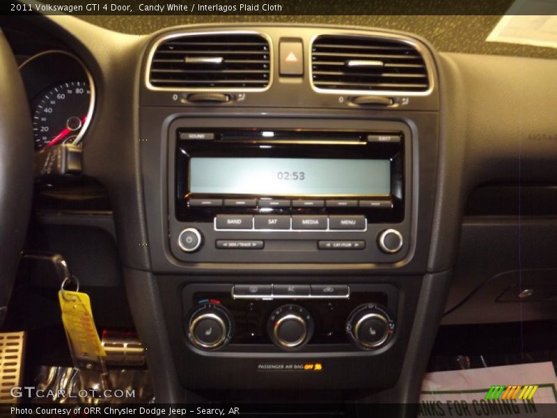 Candy White / Interlagos Plaid Cloth 2011 Volkswagen GTI 4 Door