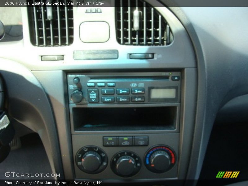 Sterling Silver / Gray 2006 Hyundai Elantra GLS Sedan