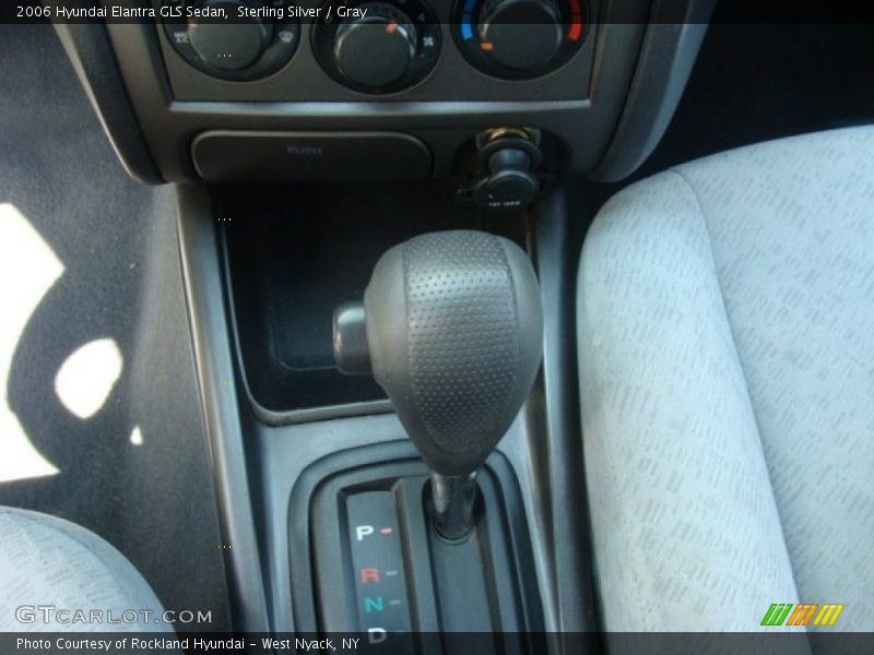 Sterling Silver / Gray 2006 Hyundai Elantra GLS Sedan