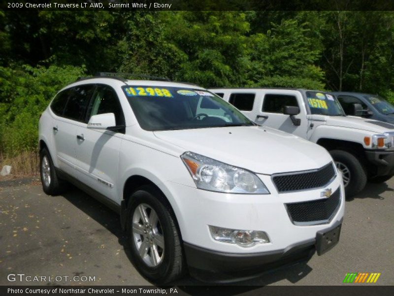 Summit White / Ebony 2009 Chevrolet Traverse LT AWD