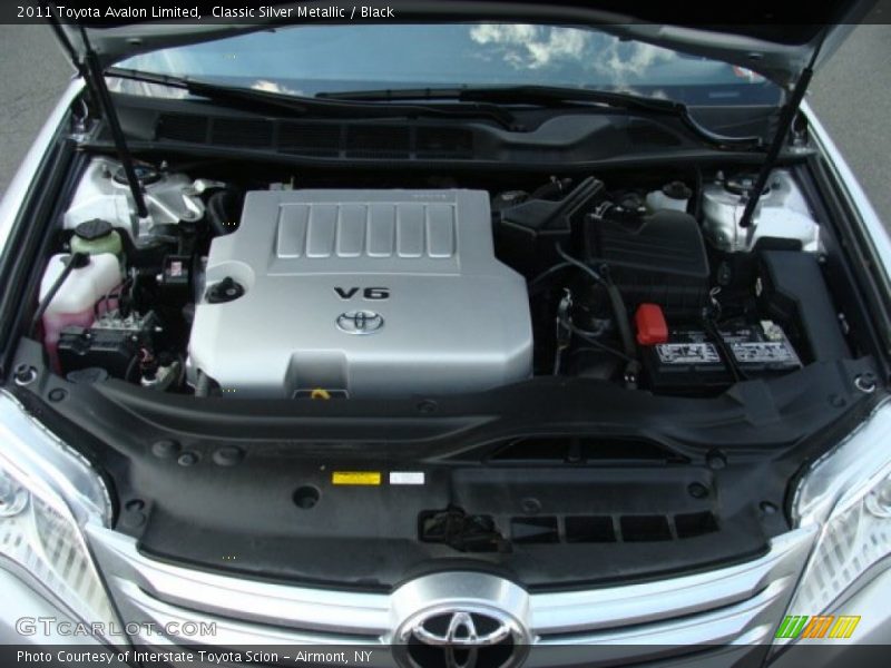 Classic Silver Metallic / Black 2011 Toyota Avalon Limited