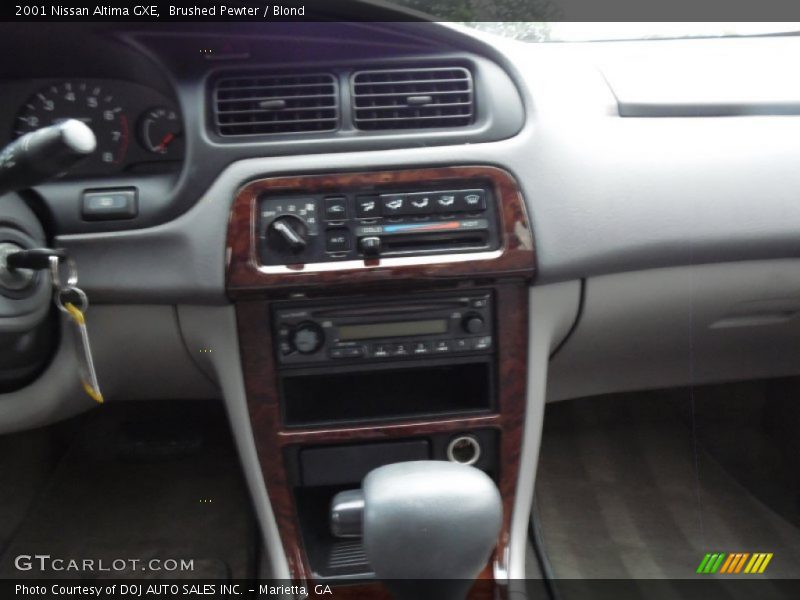 Brushed Pewter / Blond 2001 Nissan Altima GXE