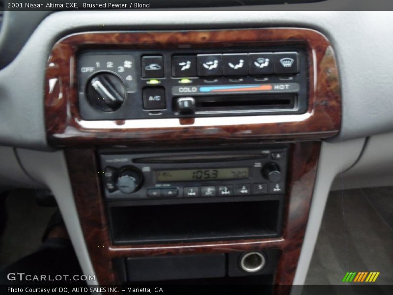 Brushed Pewter / Blond 2001 Nissan Altima GXE