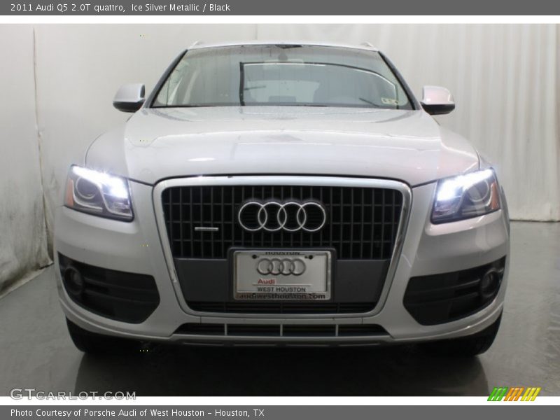 Ice Silver Metallic / Black 2011 Audi Q5 2.0T quattro