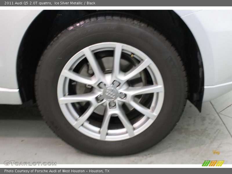 Ice Silver Metallic / Black 2011 Audi Q5 2.0T quattro