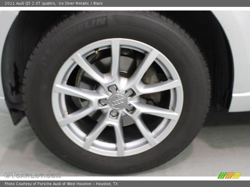 Ice Silver Metallic / Black 2011 Audi Q5 2.0T quattro