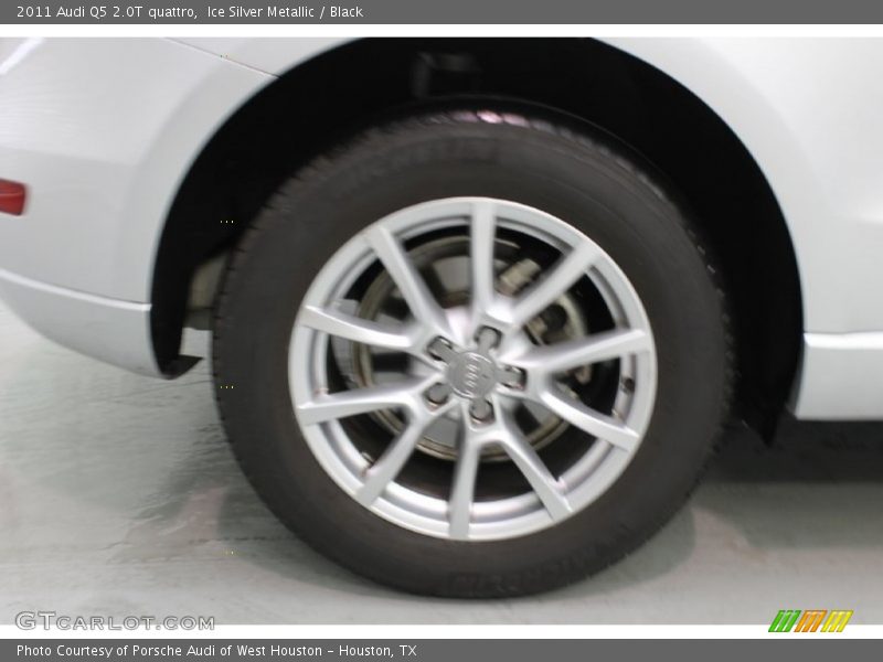 Ice Silver Metallic / Black 2011 Audi Q5 2.0T quattro