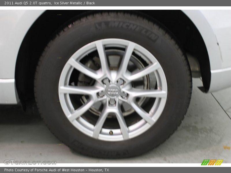 Ice Silver Metallic / Black 2011 Audi Q5 2.0T quattro