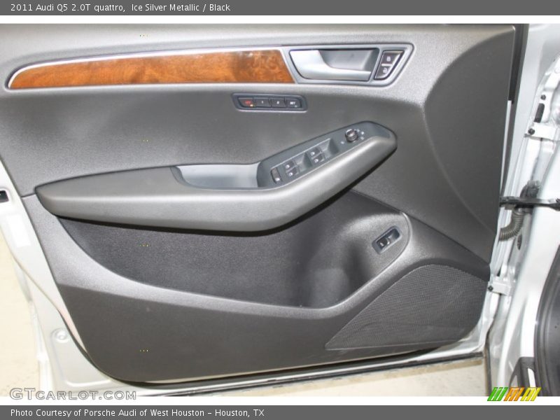 Ice Silver Metallic / Black 2011 Audi Q5 2.0T quattro