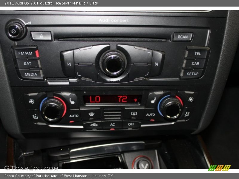 Ice Silver Metallic / Black 2011 Audi Q5 2.0T quattro