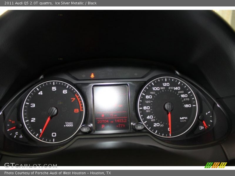 Ice Silver Metallic / Black 2011 Audi Q5 2.0T quattro