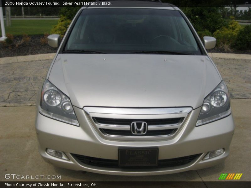 Silver Pearl Metallic / Black 2006 Honda Odyssey Touring
