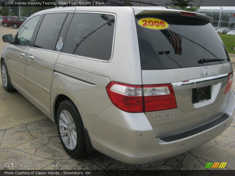 Silver Pearl Metallic / Black 2006 Honda Odyssey Touring