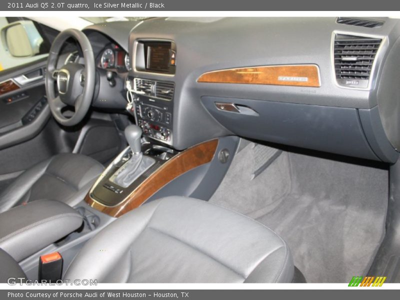 Ice Silver Metallic / Black 2011 Audi Q5 2.0T quattro