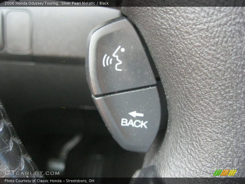 Silver Pearl Metallic / Black 2006 Honda Odyssey Touring