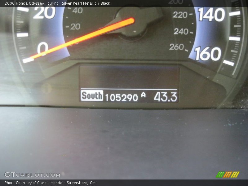 Silver Pearl Metallic / Black 2006 Honda Odyssey Touring