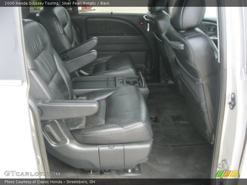 Silver Pearl Metallic / Black 2006 Honda Odyssey Touring