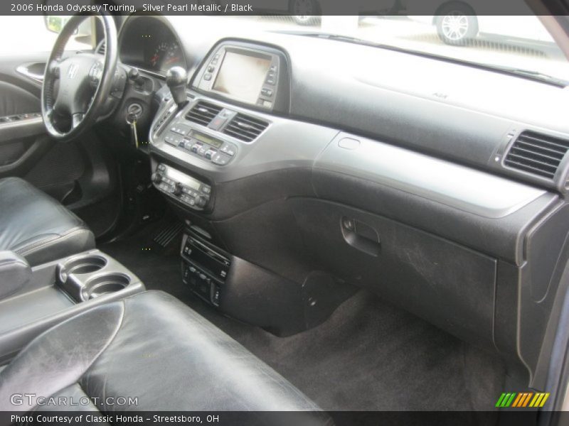 Silver Pearl Metallic / Black 2006 Honda Odyssey Touring