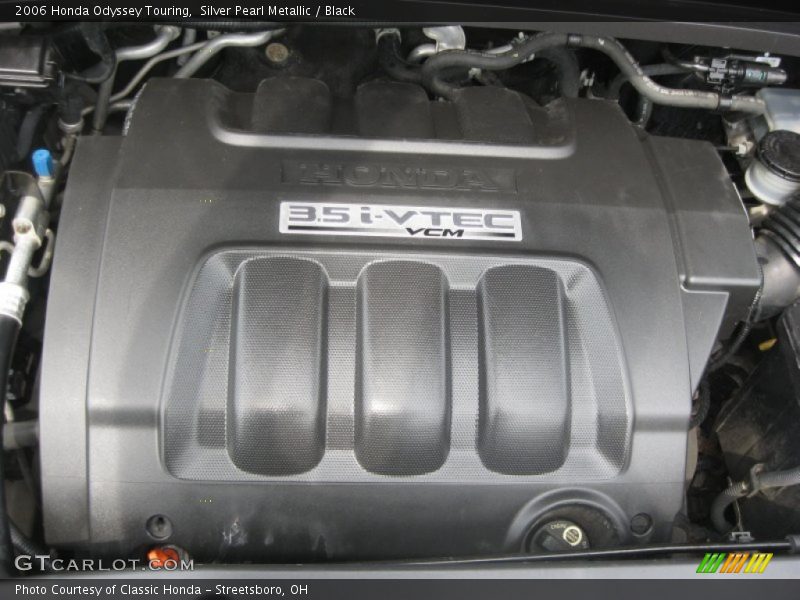 Silver Pearl Metallic / Black 2006 Honda Odyssey Touring