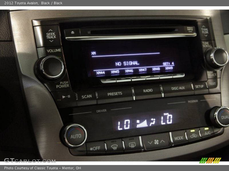 Black / Black 2012 Toyota Avalon