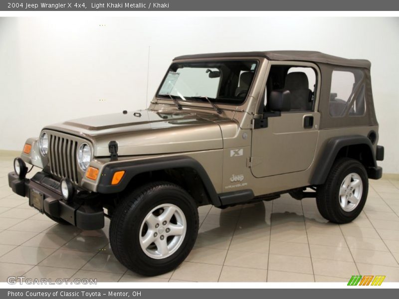 Light Khaki Metallic / Khaki 2004 Jeep Wrangler X 4x4