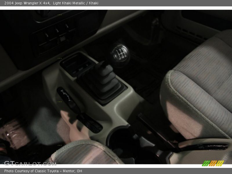 Light Khaki Metallic / Khaki 2004 Jeep Wrangler X 4x4