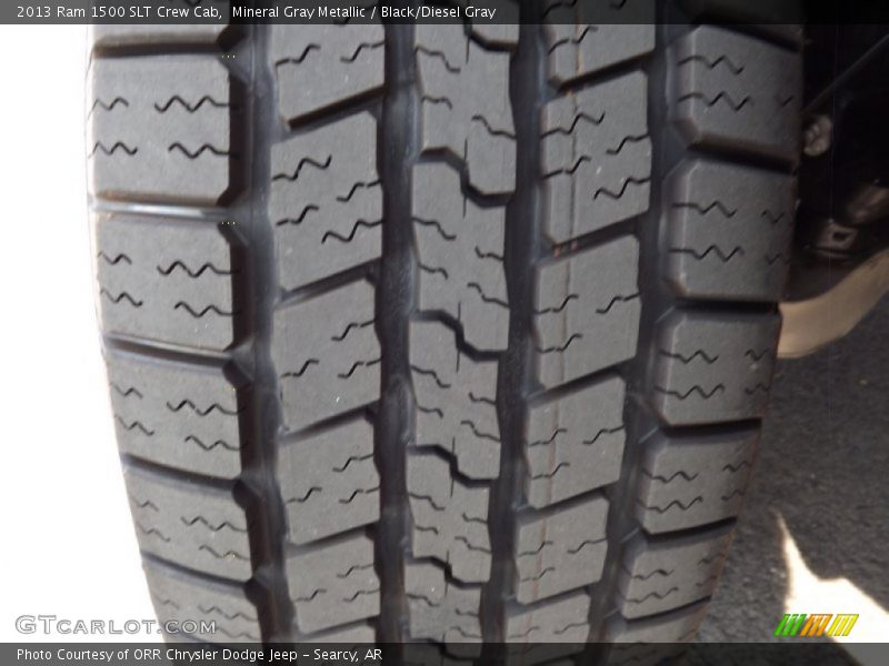 Mineral Gray Metallic / Black/Diesel Gray 2013 Ram 1500 SLT Crew Cab