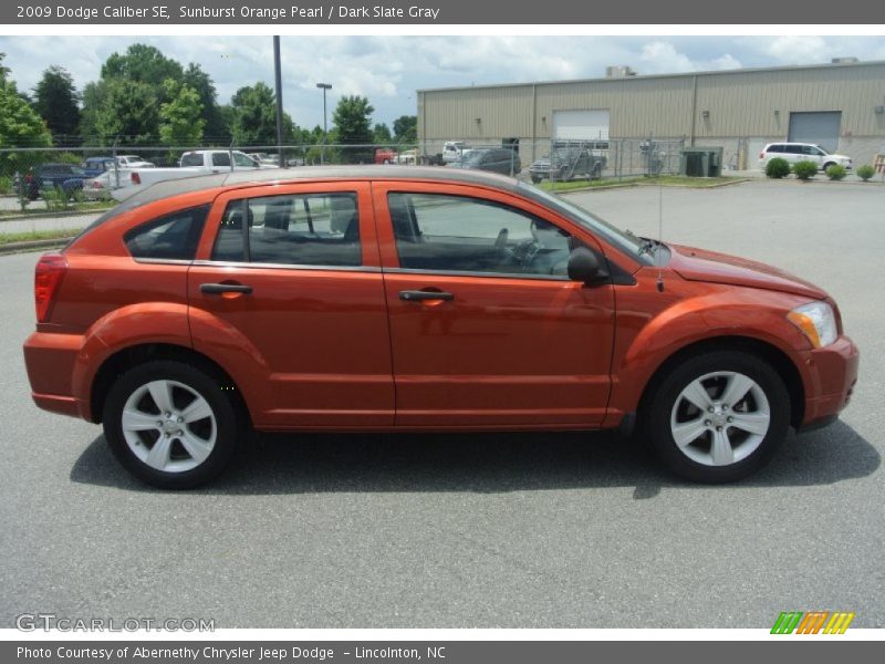 Sunburst Orange Pearl / Dark Slate Gray 2009 Dodge Caliber SE