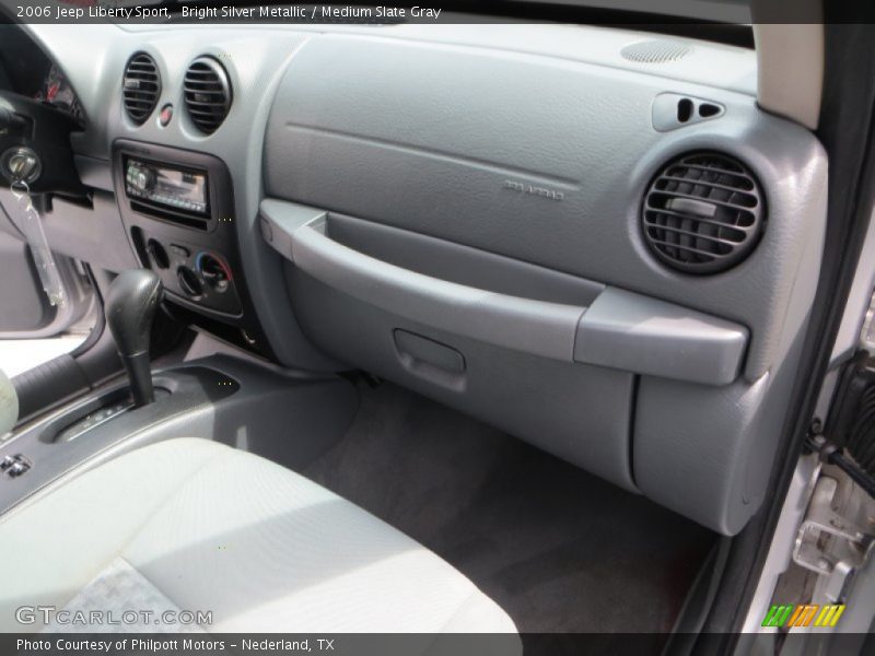 Bright Silver Metallic / Medium Slate Gray 2006 Jeep Liberty Sport