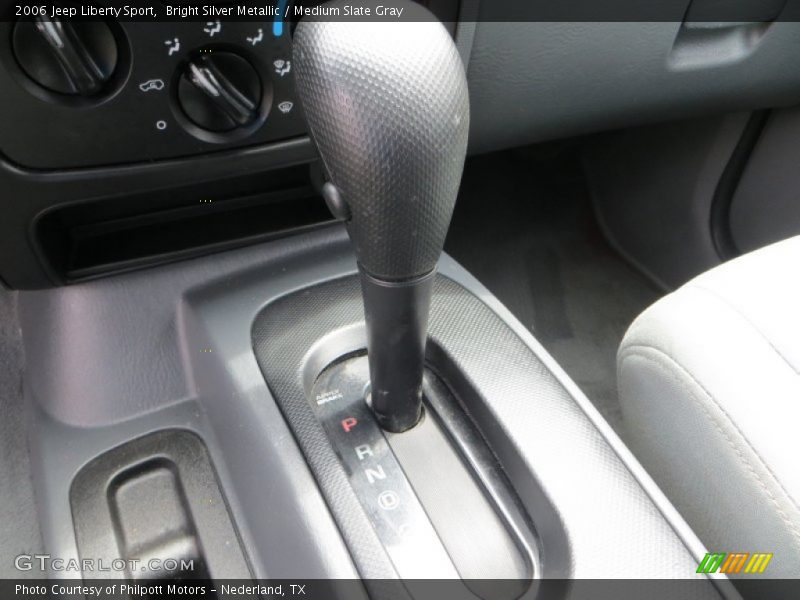 Bright Silver Metallic / Medium Slate Gray 2006 Jeep Liberty Sport