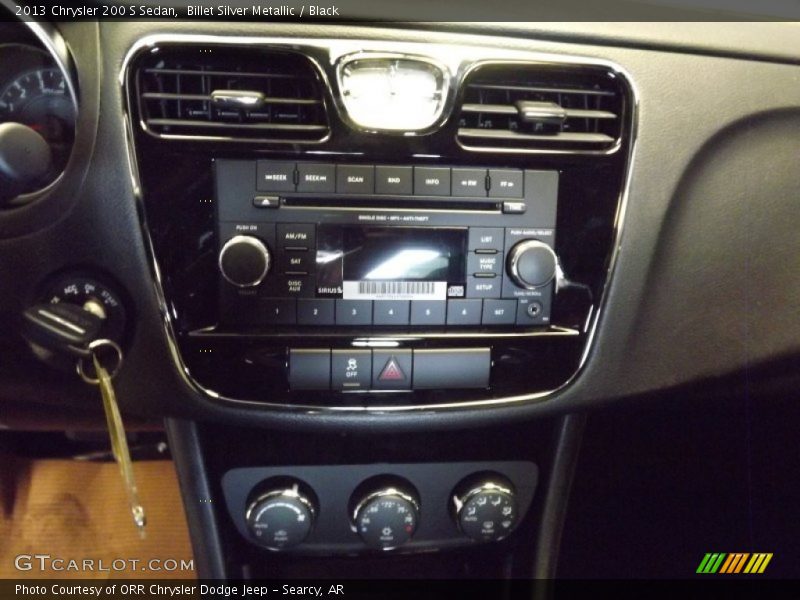 Billet Silver Metallic / Black 2013 Chrysler 200 S Sedan