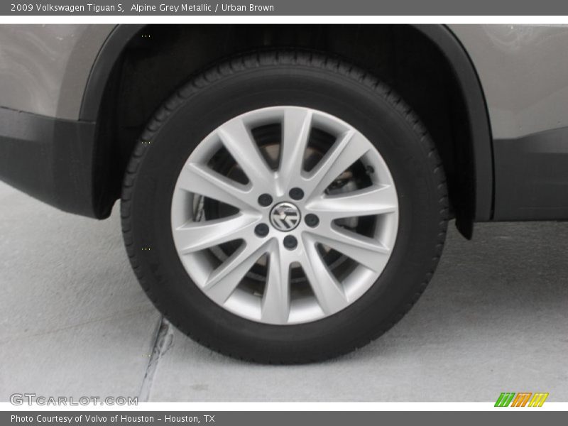 Alpine Grey Metallic / Urban Brown 2009 Volkswagen Tiguan S