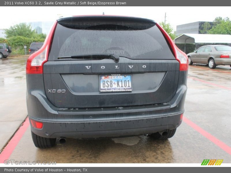 Savile Grey Metallic / Soft Beige/Esspresso Brown 2011 Volvo XC60 3.2