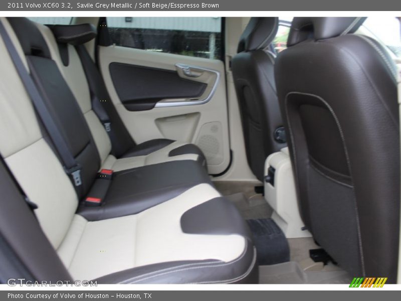 Savile Grey Metallic / Soft Beige/Esspresso Brown 2011 Volvo XC60 3.2